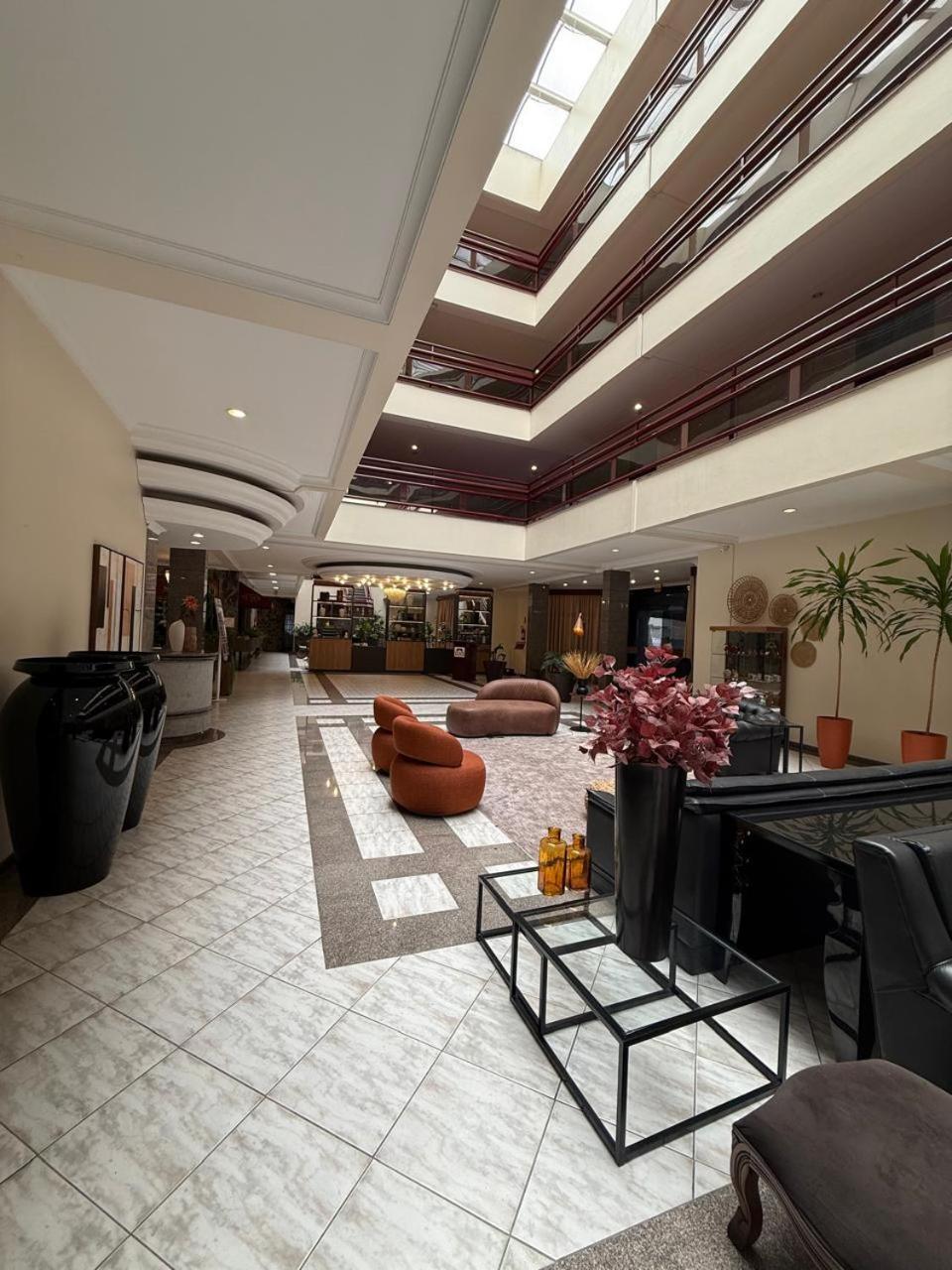 Susin Hotel Mafra Exteriör bild